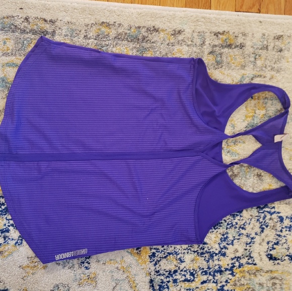 Top - Picture 2 of 3